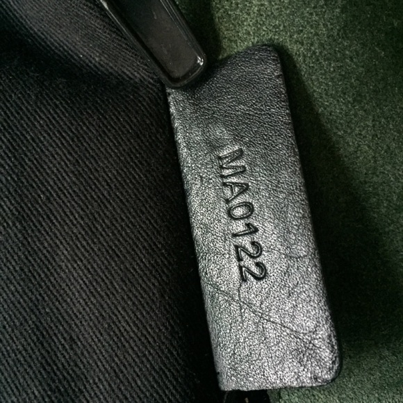 Givenchy Nightingale Shopper Tote. - Picture 12 of 12